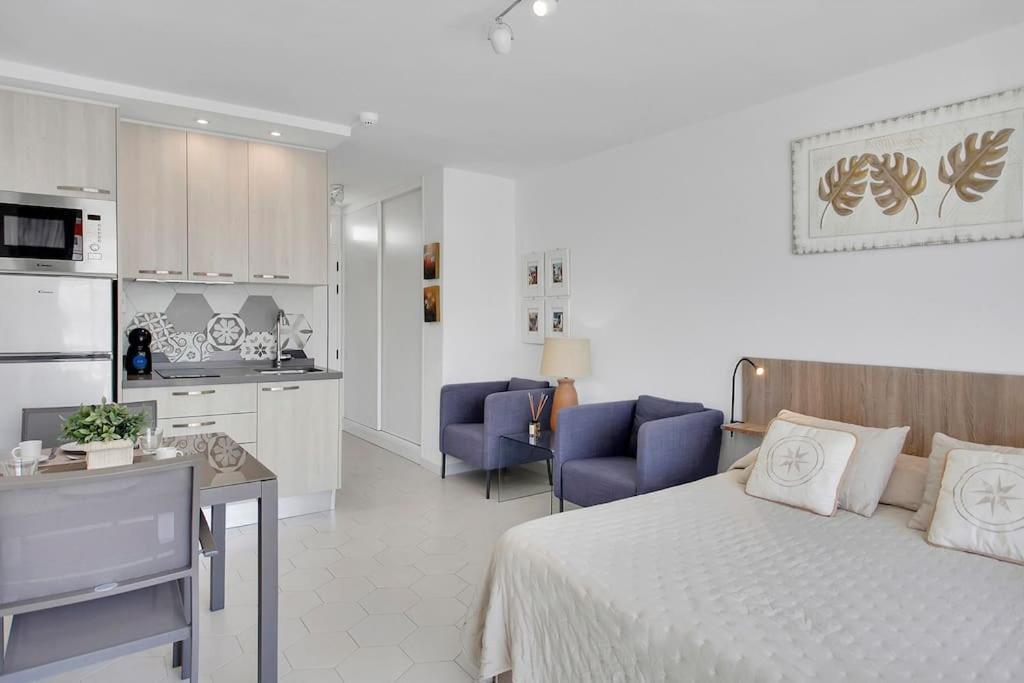 Alexander Apartment Playa De Las Americas Екстер'єр фото