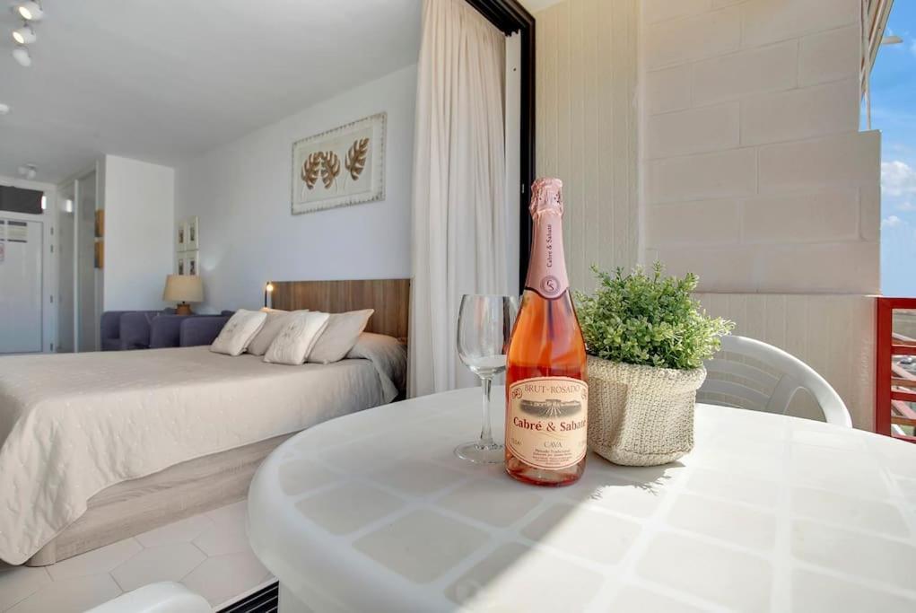 Alexander Apartment Playa De Las Americas Екстер'єр фото