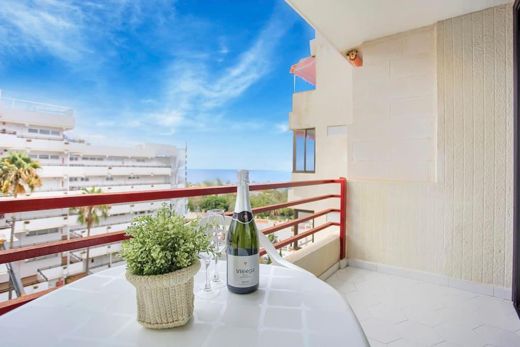 Alexander Apartment Playa De Las Americas Екстер'єр фото